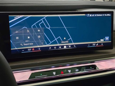 Used 2026 BMW 760i xDrive w/ Executive Package image 28