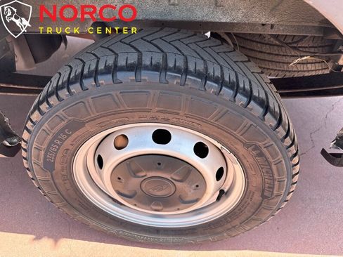 Used 2015 Ford Transit 250 130 Low Roof image 13