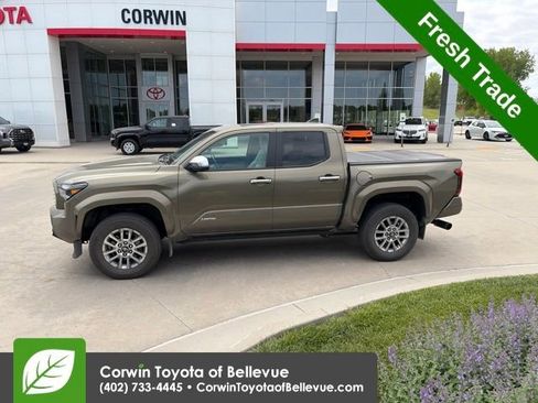 Used 2024 Toyota Tacoma Limited w/ Limited Package (LT) AWD/4WD image 7