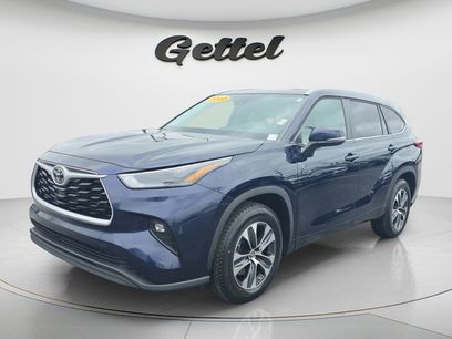 Used 2023 Toyota Highlander XLE
