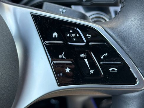 Certified 2025 Mercedes-Benz GLA 250 image 28