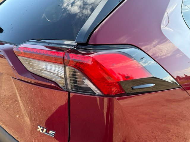 Used 2020 Toyota RAV4 XLE FWD image 13