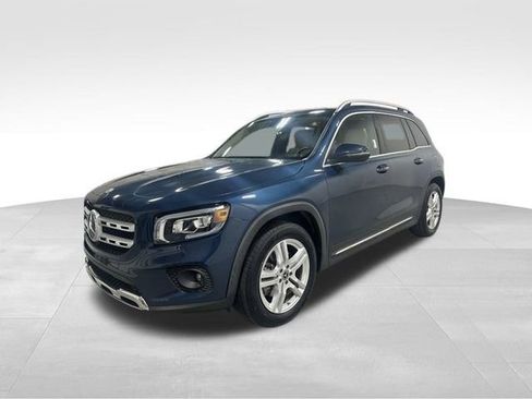 Certified 2021 Mercedes-Benz GLB 250 4MATIC image 11