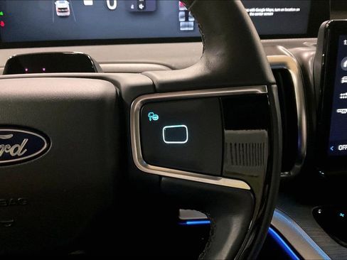 Certified 2025 Ford Expedition Max Platinum AWD/4WD image 18