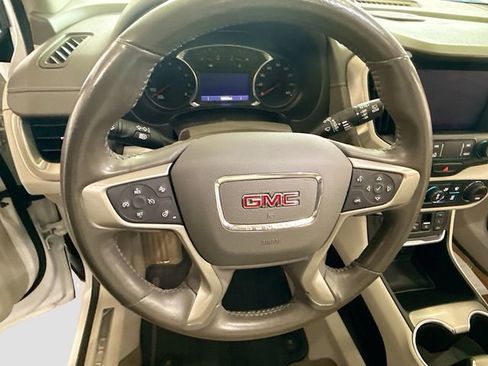 Used 2020 GMC Terrain Denali w/ Denali Premium Package image 12