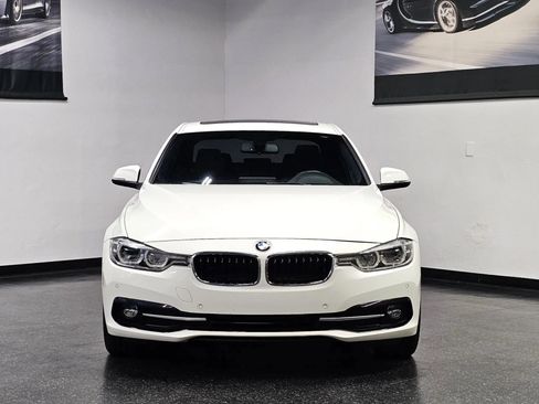 Used 2018 BMW 328d Sedan RWD image 3