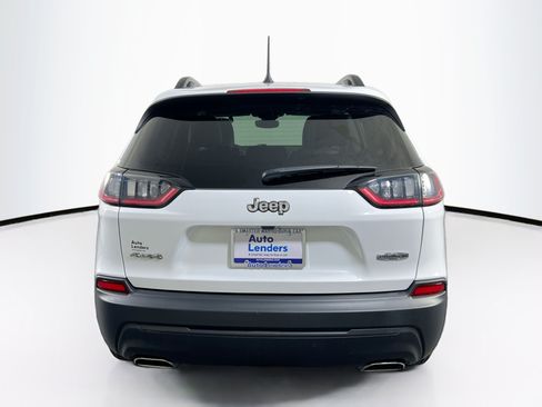 Used 2022 Jeep Cherokee Latitude Lux w/ Mopar Interior Package AWD/4WD image 6