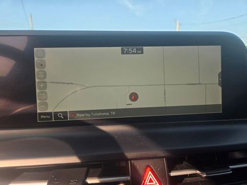 Used 2024 Kia Seltos EX image 12