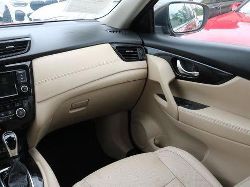 Used 2019 Nissan Rogue SL w/ Premium Package FWD image 20