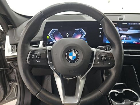 Used 2025 BMW X1 xDrive28i AWD/4WD image 10