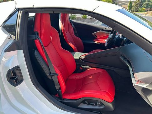 Used 2024 Chevrolet Corvette Stingray Preferred Conv w/ Z51 Performance Package RWD image 48