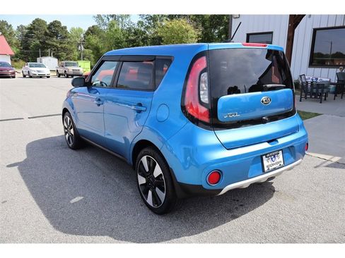 Used 2017 Kia Soul + w/ Designer's Package image 3