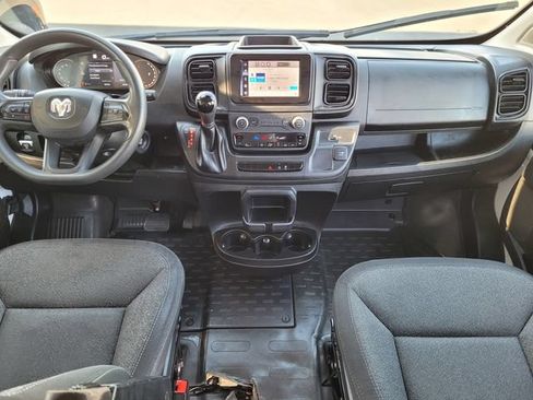 Used 2023 RAM ProMaster 2500 FWD image 6