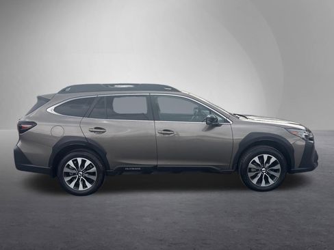 Used 2024 Subaru Outback Limited AWD/4WD image 2