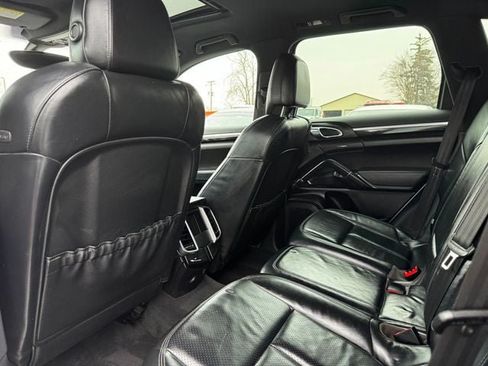 Used 2012 Porsche Cayenne S AWD/4WD image 14