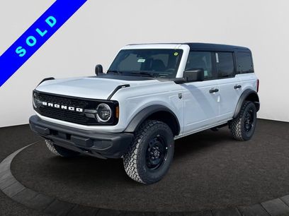 New 2026 Ford Bronco Big Bend w/ Black Appearance Package