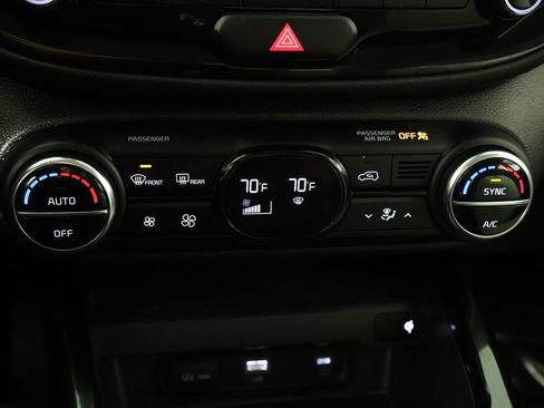 Used 2023 Kia Soul GT-Line FWD image 44