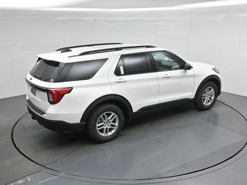 New 2026 Ford Explorer Active RWD image 42