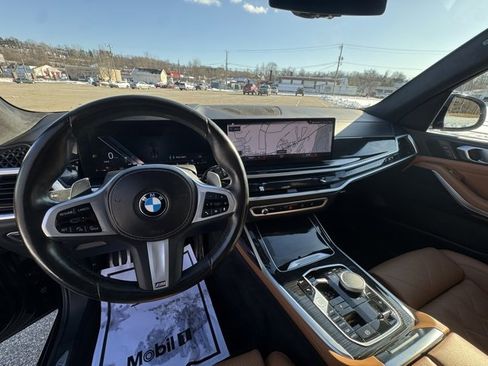 Used 2023 BMW X7 xDrive40i w/ M Sport Package image 26