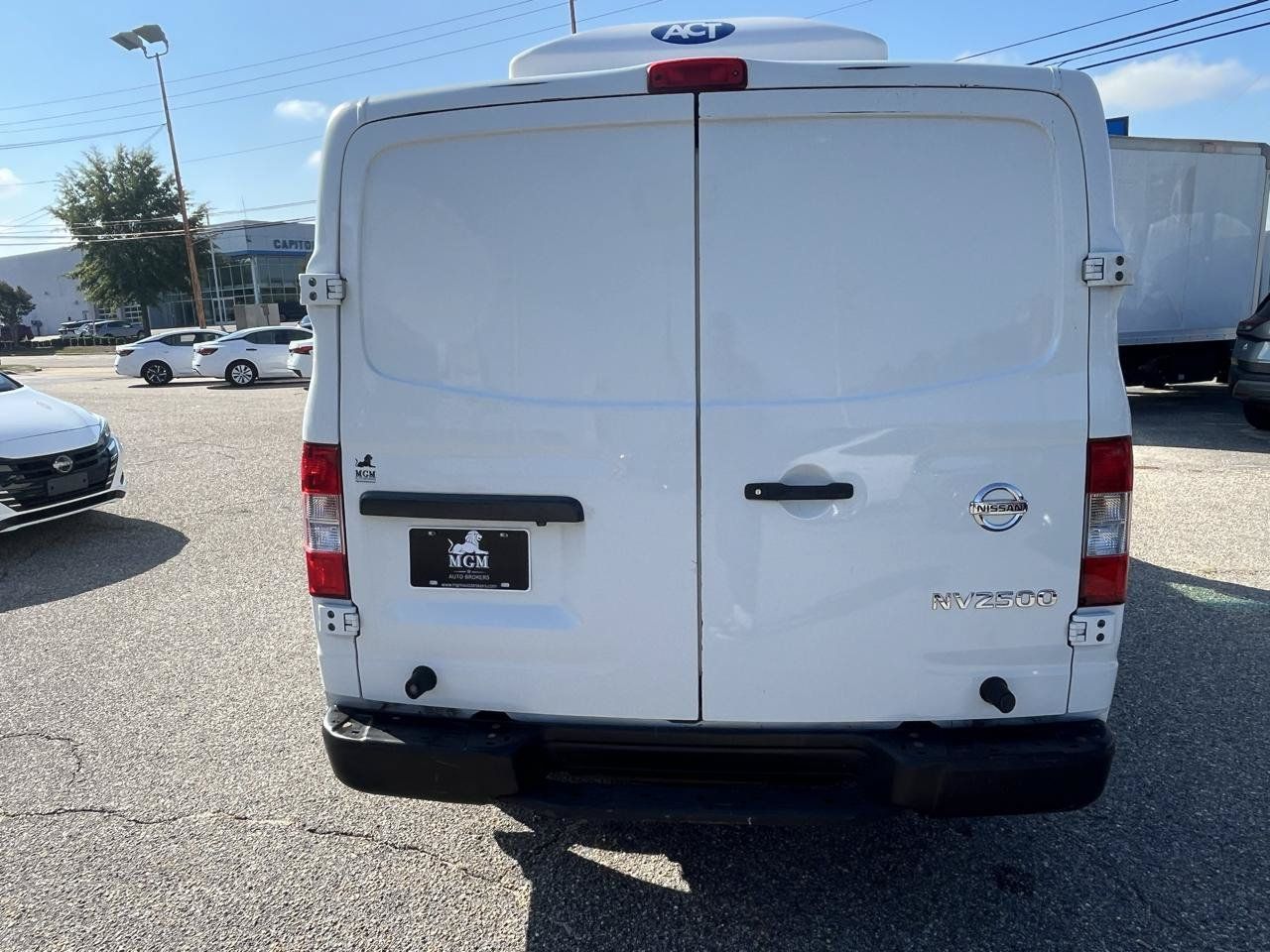 Used 2018 Nissan NV 2500 S RWD image 15