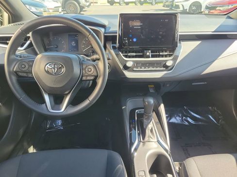 Used 2024 Toyota Corolla SE w/ SE Package image 10