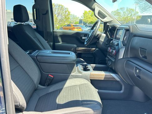 Used 2021 Chevrolet Silverado 1500 LT Trail Boss w/ Bed Protection Package image 30