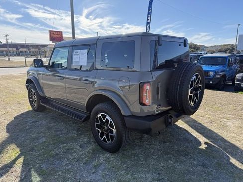 Used 2025 Ford Bronco Outer Banks image 5