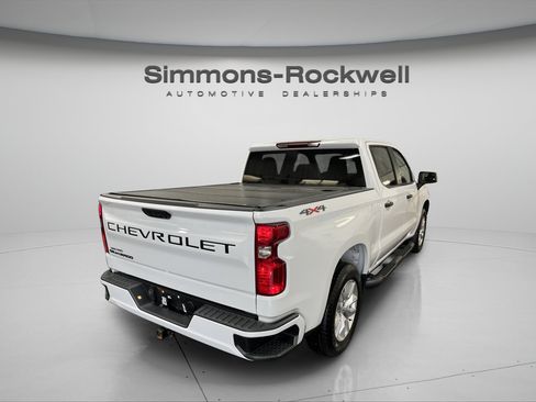 Used 2024 Chevrolet Silverado 1500 Custom w/ LPO, Dark Essentials Package AWD/4WD image 5