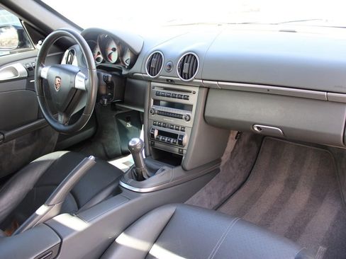 Used 2005 Porsche Boxster S image 21
