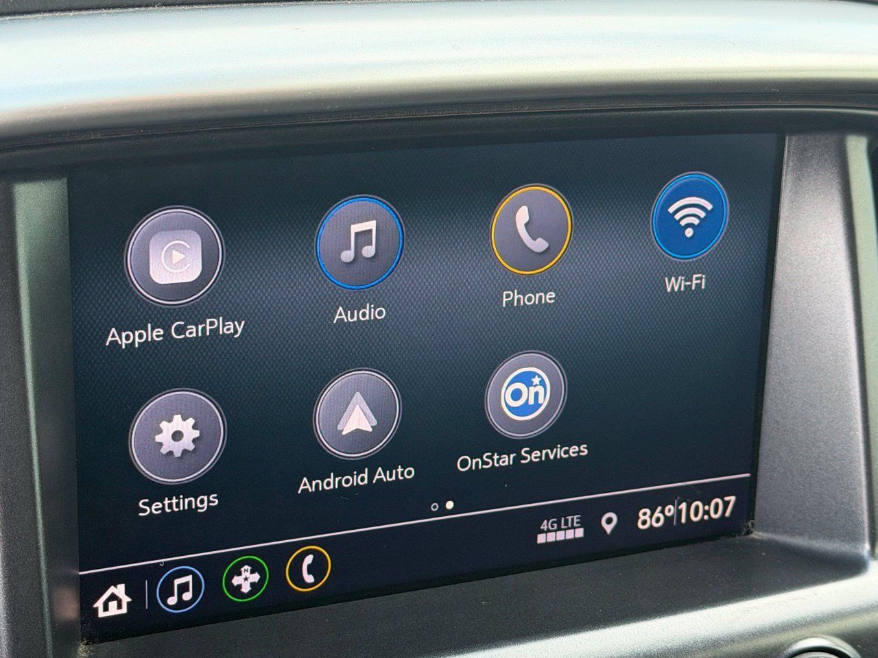 Used 2022 Chevrolet Colorado LT RWD image 21