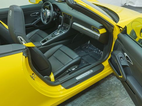 Used 2012 Porsche 911 Carrera S w/ Burmester Audio Pkg RWD image 99