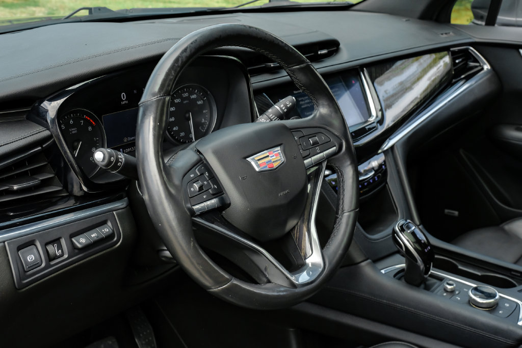 Used 2020 Cadillac XT6 Premium Luxury FWD image 20