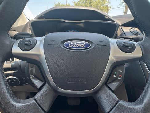 Used 2017 Ford Focus Electric Hatchback FWD image 15