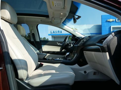 Used 2015 Ford Edge Titanium w/ Equipment Group 301A AWD/4WD image 14