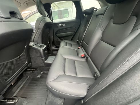 Used 2023 Volvo XC60 T8 Plus w/ Protection Package Premier image 25