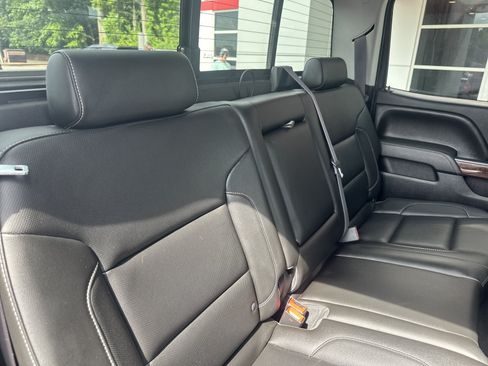 Used 2015 GMC Sierra 2500 SLT w/ Suspension Package, Off-Road AWD/4WD image 31