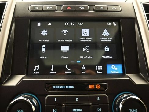 Used 2019 Ford F350 Lariat w/ Lariat Ultimate Package AWD/4WD image 19