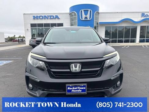 Used 2021 Honda Pilot Special Edition image 3