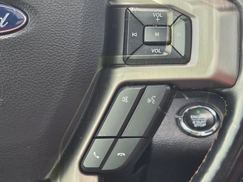 Used 2022 Ford F350 Platinum AWD/4WD image 20