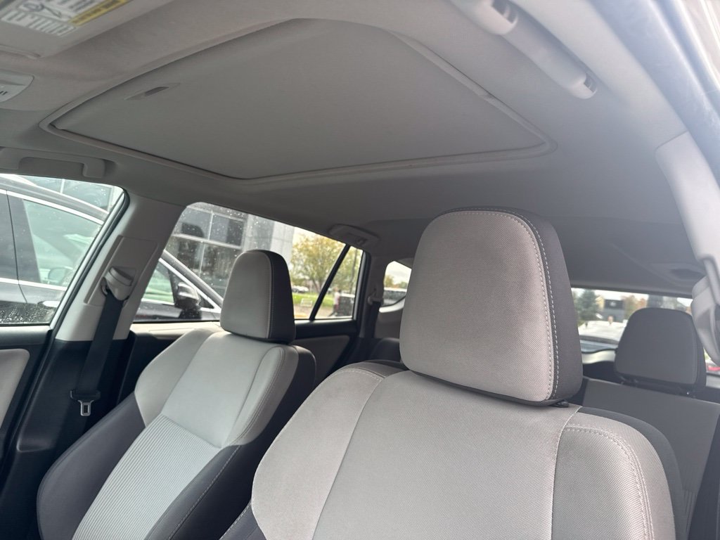 Used 2015 Toyota RAV4 XLE FWD image 27