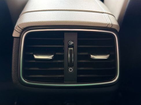 Used 2023 Genesis G70 2.0T w/ Sport Prestige Package image 25