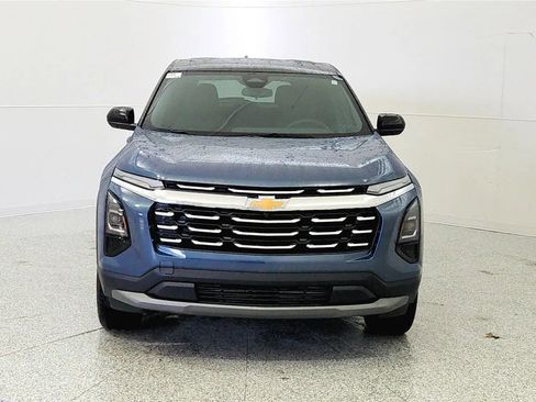 New 2026 Chevrolet Equinox LT image 2