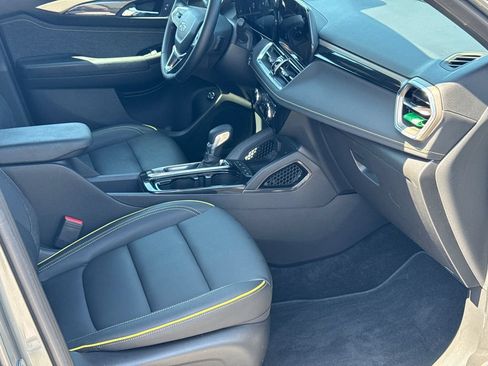 Used 2024 Chevrolet TrailBlazer ACTIV w/ Convenience Package FWD image 15
