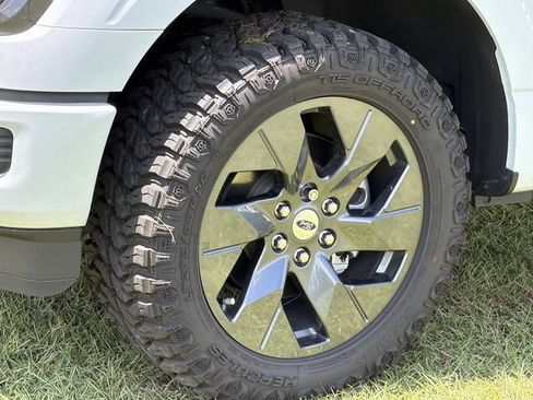Used 2025 Ford F150 STX w/ Equipment Group 200A AWD/4WD image 17