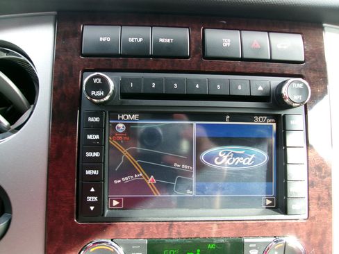 Used 2013 Ford Expedition EL King Ranch image 26