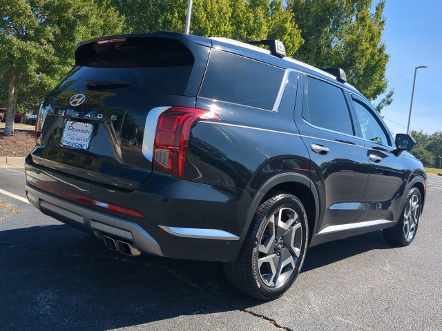 Used 2024 Hyundai Palisade Limited FWD image 4