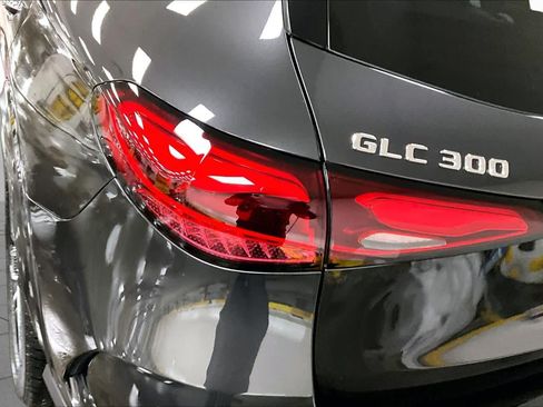 Used 2026 Mercedes-Benz GLC 300 4MATIC image 28