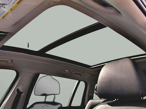 Used 2019 BMW X7 xDrive40i w/ Premium Package image 23