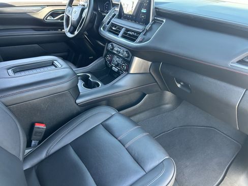 Certified 2024 Chevrolet Suburban RST w/ Luxury Package AWD/4WD image 13