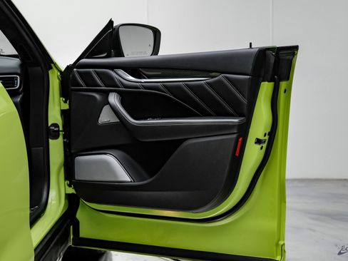 Used 2021 Maserati Levante S GranSport image 86